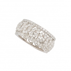 18k White Gold Diamond Set Dress Ring